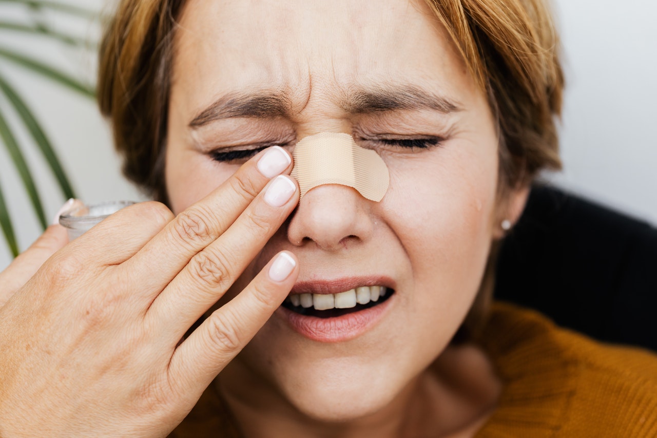 Broken Nose: Types Of Injuries And Symptoms HealthXchange | atelier ...